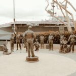 Statui cu poveste: Cine sunt oamenii de bronz pe lângă care trecem grăbiți