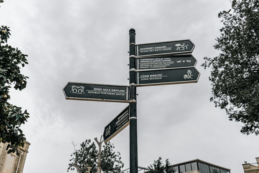 Photo history of cities guide